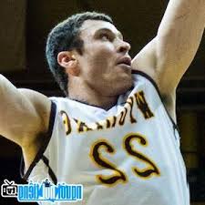 Cầu thủ bóng rổ Larry Nance, Jr.