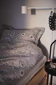 You'll find new or used products in ikea bedspreads on ebay. Praktbracka Bettwascheset 2 Teilig Hellgrau Weiss 140x200 80x80 Cm Ikea Deutschland Duvet Cover Pattern Gray Duvet Cover Duvet Covers