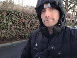 Does anyone work Amazon out imperial overnight or know someone who does? Or  is anyone open to do a ride arrangement?