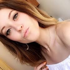 Ali Williamson (@aliii_brynn)