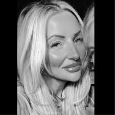 This week my new management team started their new journey in the road to  management in McDonald's. Most are starting from complete scratch having  never worked in a McDonald's before, a couple