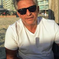 Diego Stein (@PapaSteinn)