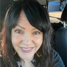 Hello Family, Friends & Professional Connections I am currently in  transition to a new professional role- however, as you all know, I love me  some Gentle Hearts Living Solutions & all I