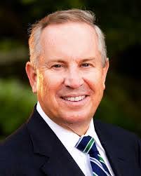 Kris Urban's Instagram, Twitter & Facebook