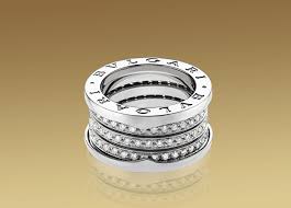 8 650 000 Dollars I Held One Of These Rings Today And Yes I Do Want One But That Will Be In My Next Life Lol The Ring Has A Spring In It Its Amazin Yuzuk