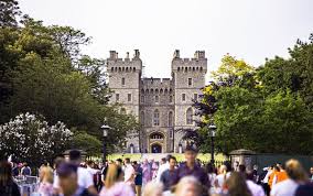 The current position of schloss windsor is in north sea with coordinates 51.69489° / 7.09564° as. Windsor Castle Tours From London Guided Day Half Day Tours