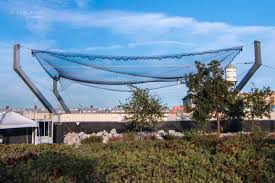 Speaking on a panel at an aviation conference, a senior spacex sales executive says that the company is in talks. Here S How Spacex Is Planning To Recover Rocket Fairings A Boat With A Net Called Mr Steven Universe Today