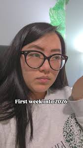 ✨When a therapist says 'just think positive,' what many clients hear is:  'Your pain is your fault.' 🥺 And that couldn't be further from the truth.  You're struggling because your brain learned