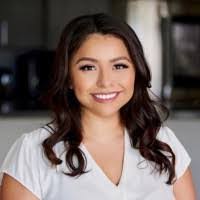 Vanessa Duran's Instagram, Twitter & Facebook