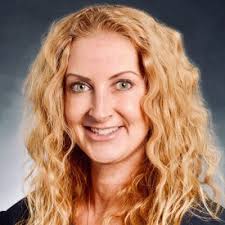 Jennifer Mathis's Instagram, Twitter & Facebook