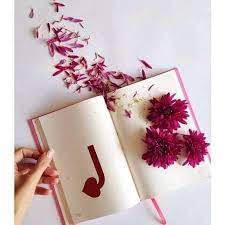 If your name starts with z alphabet you can put stylish z letter dp on your whatsapp. A To Z Beautiful Alphabets With Heart Inside Fb Dp Pics Wallpaper Dp S Letter Images Alphabet Images Cute Love Heart Pictures