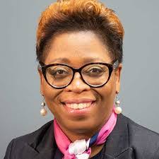 Tracy Louder's Instagram, Twitter & Facebook