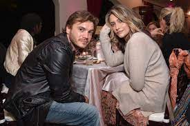 Inside Paris Jackson Emile Hirsch S Night With The Hills Cast