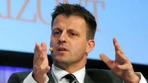 Fleischhacker schreibt KURIER-Kolumne