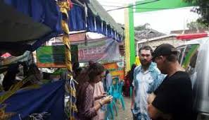 Muhammad zaini bin abdul ghani atau abah guru sekumpul yang. Tren Baru Hadiri Haul Naik Klotok Headline9 Com
