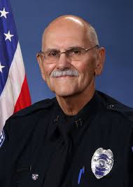 Mendota Heights names new award after longtime police volunteer