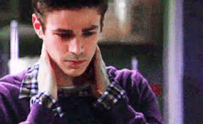 7 Clues That Ronnie Is Savitar On 'The Flash' Hint At A Tragic Reveal