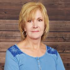 Jean Shea's Instagram, Twitter & Facebook