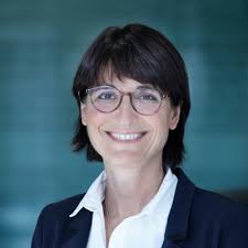 Estelle Payan sur LinkedIn : Un grand merci à ESCP Business School et aux  membres du Jury pour cette…