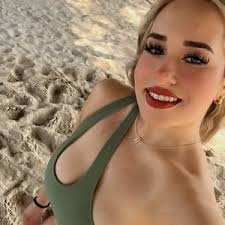 Daniela Cantú (@dcantu01)