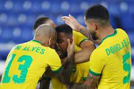 Brasil 2 x 1 espanha foi um jogo válido pela fase de grupos da copa do mundo de 1962, realizado no estádio sausalito, em viña del mar.o duelo opôs as duas favoritas ao título. Lyrhn9b1hroe8m