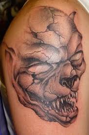 Stein Gargoyle Tattoos Stone Skull Gargoyle Tattoo Gargoyle Stein Gargo Stein Gargoyle Tattoos Stein In 2020 Wasserspeier Tattoo Tatowierungen Steine