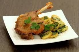 Recette De Cuisse De Canard Confite Au Four Pommes Sautees A La Sarladaise Facile Et Rapide Recette Cuisse De Canard Confite Confit De Canard Recette Cuisse De Canard
