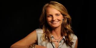 How did helen hunt have a car accident? Helen Hunt Posts First Photo Back At Work After Car Crash