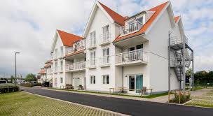 Het stadhuis nieuwpoort is het icoon van de vesting van nieuwpoort en de oude hollandse waterlinie. Best Price On Holiday Suites Nieuwpoort In Nieuwpoort Bad Reviews