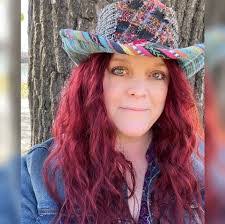 Crystal Blanton's Instagram, Twitter & Facebook