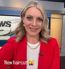 New haircut!!! 💇‍♀️