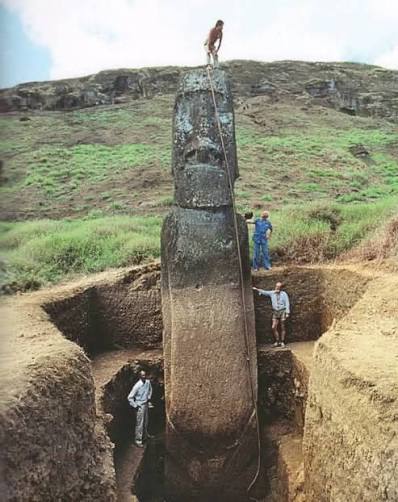 Easter Island's Moai statues reveal hidden bodies