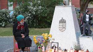 Sírva vett végső búcsút férjétől szilágyi istván özvegye. Szilagyi Istvan Ozvegye A Temetesre Keszul Blikk