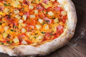 The service is quick and the pies are good, bordering on great. Pizza Hawaiana Picture Of Big City Pizza Lima Tripadvisor