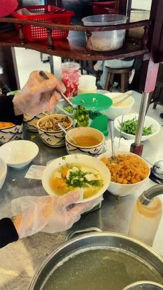 Tiệm Ăn Cát Tường