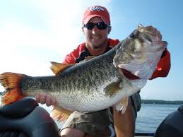 At the beginning of the month, target the rocky areas, with a small tube lure, near the deep fork river. Sponsors Bass Fishing Guide Services Professional Fishing Guide