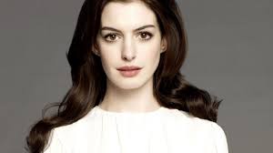 6 Secrets Of A Charming Woman