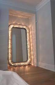 Kylie Jenner S New Giant Mirror Guarantees Perfect Lighting At All Times Diy Bedroom Mirror Lighted Wall Mirror Bedroom Mirror