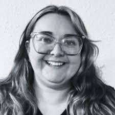 Fiona Mcgovern's Instagram, Twitter & Facebook