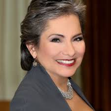 Stream episode Gloria Castillo interviewed by Barbara by Barbara Oliver  podcast