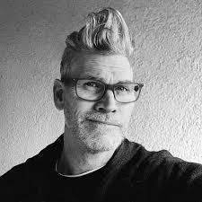 Taylor Vincent's Instagram, Twitter & Facebook