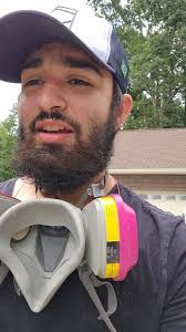 Floated walls and cast iron tub. 😬 amazing combo
