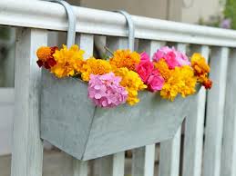 Hanging planters for plants railing flower pots, balcony railing with free shipp. Vegetable Herb Planters Galvanized Railing Planter With Clips
