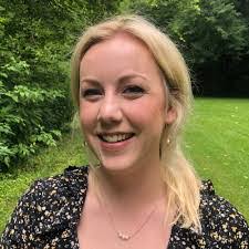 Lindsay Danielson's Instagram, Twitter & Facebook