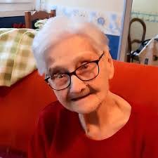 Jeanne Kessler's Instagram, Twitter & Facebook