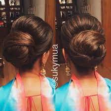 17 Besten Indischen Frisuren Von Hairstyling Salons Und V Holzfaller In Indien Alles Fur Die Besten Frisuren Coiffure Indienne Coiffure Photo Coiffure