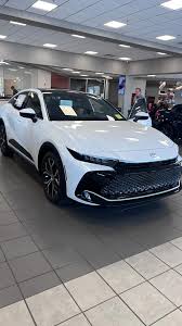 Image result for Oxygen White 2023 Crown