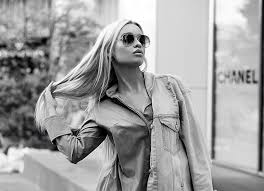 01.10.2021 · laverne cox twirled her way to the new york city ballet fall fashion gala in a custom dress by christopher john rogers. Diese Fashion Blogger Newcomer Sollte Frau Kennen Unsere Deutschen Top 5 Bloggerinnen Radio Paradiso Berlin