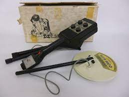 Por otro lado, esto no es verdad para el oro, ahora que deseará usar circuitos vlf de mayor frecuencia que son más delicados con el oro, o bien un maniquí de. Vintage Metal Detector By Cscope Treasure Seeker Model Vlf Tr 990d