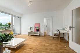 Offering free wifi and mountain views, 2 zimmer wohnung is a property located in unteriberg. Renovierte 2 Zimmer Wohnung In Moosach My Private Residences